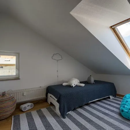 Stilvolles Zentrumsnahes Wohlfuehl-appartment Lipsko