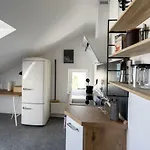 Stilvolles Zentrumsnahes Wohlfuehl-appartment Lägenhet *